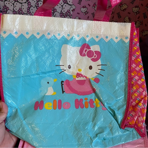 Hello Kitty Bundle - Picture 7 of 11
